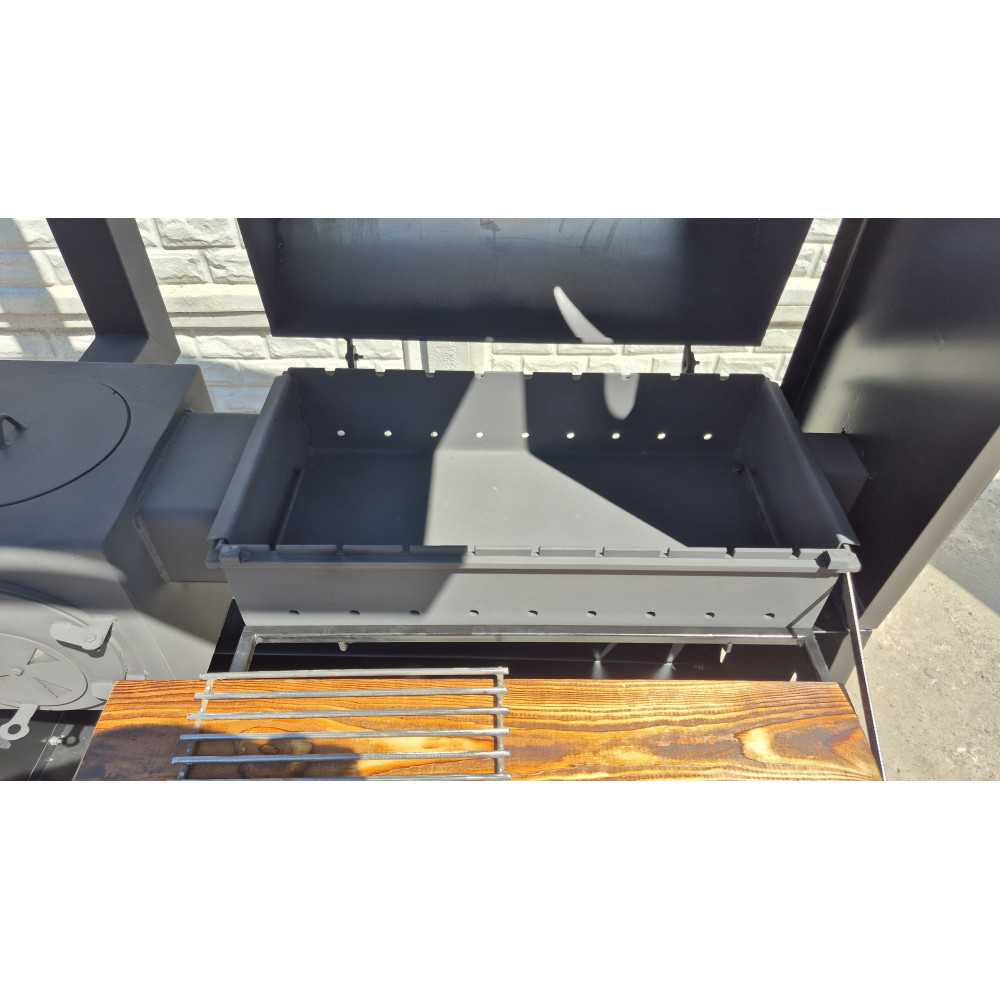 Мангал з пічкою Vulkan Bent Roof 4 мм, з дахом та коптильнею