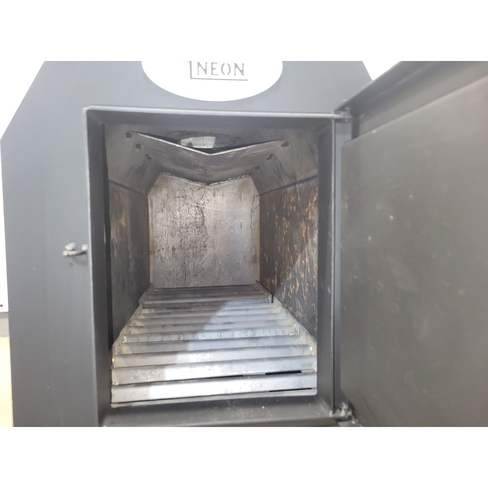 Піч булер'ян Neon 200 m3 з варочною плитою